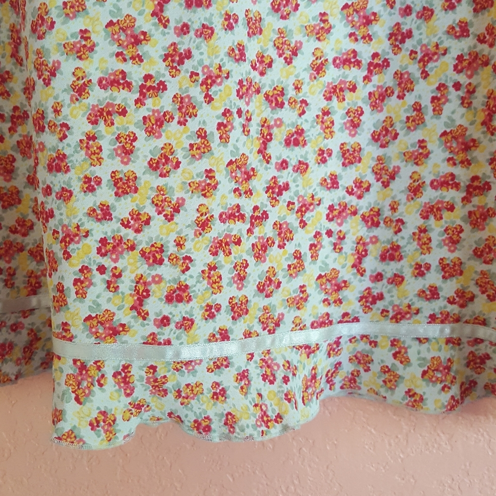 Vintage Express Floral Skirt EUC size 13/14 - Picture 3 of 4